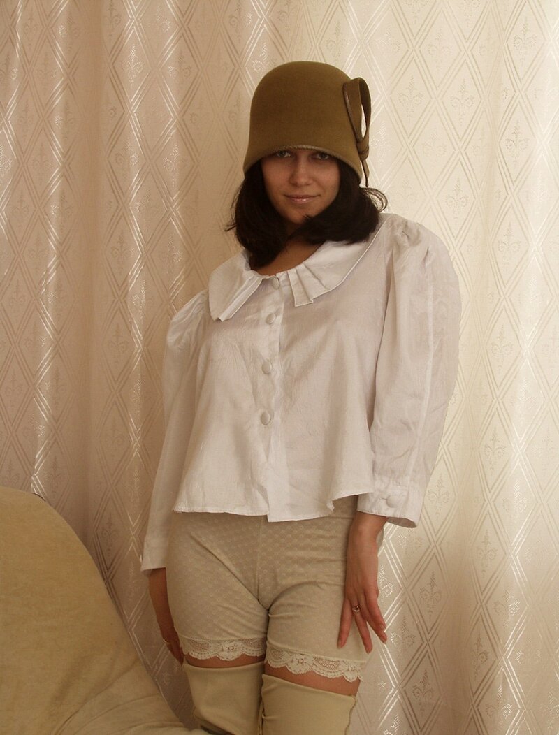 Ксения, 61